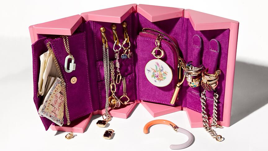 Wolf and Marla Aaron’s latest collaborative jewelry box creates a dedicated space for jewelry as well as notes, letters, keepsakes, and other small meaningful items. Wolf x Marla Aaron Some of the Things Box
