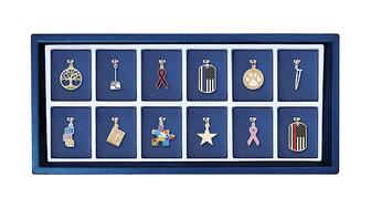 A tray of Rembrandt charms
