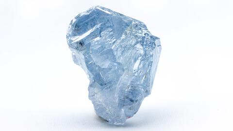 The 41.82-carat, Type IIb blue diamond (Photo courtesy of Petra Diamonds Ltd.) 41.82-carat rough blue diamond recovered from the Cullinan Mine