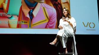Paola De Luca presenting Trendbook 2026+ at Vicenzaoro
