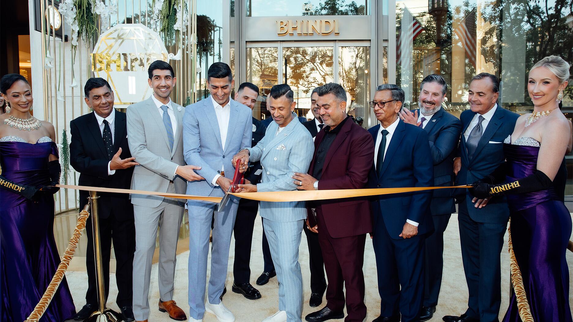Bhindi Jewelers’ new store is located at 519 Americana Way in Glendale, California. Its opening was celebrated with a ribbon-cutting ceremony hosted by the Bhindi family with The Americana at Brand developer and owner Rick Caruso, Mayor of Glendale Ardy Kassakhian, and Chief of Police at the Glendale Police Department Robert William. (Image courtesy of TMD Studios) Bhindi Jewelers Glendale Store Ribbon Cutting Ceremony