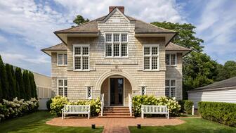 London Jewelers Rolex East Hampton Boutique Exterior