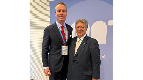 Bruce Bridges, left, and Dr. Gaetano Cavalieri, president of CIBJO Bruce Bridges CIBJO