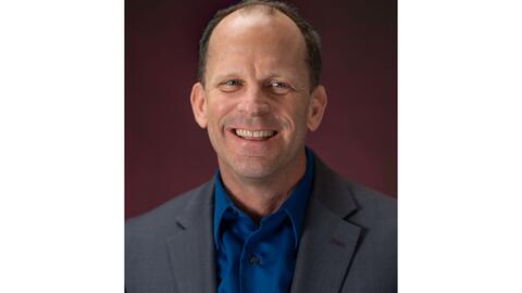 Gemologist, geologist, and editor Brendan M. Laurs