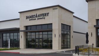 The James Avery location in Schertz, Texas, is the first to feature the retailer’s new store concept. James Avery Schertz Texas storefront