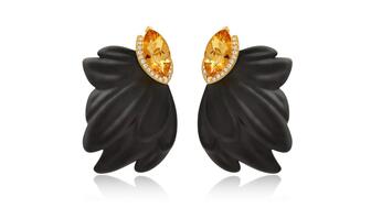 Plah Black Swan Earrings