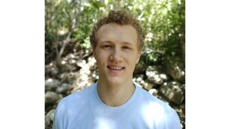 Cole Winward has won the 2026 AGA Gemological Scholarship. He is currently working toward his GIA Graduate Gemologist diploma. Cole Winward